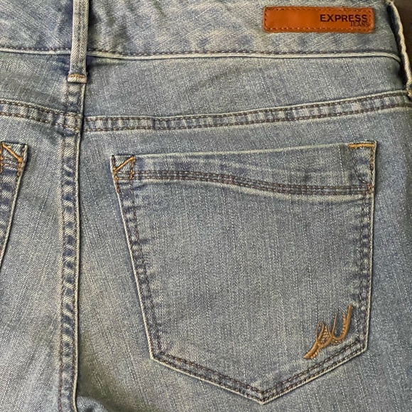 Express Stella Low Rise Legging Style Light Wash Jeans Womens Size 8 Regular - Picture 7 of 11